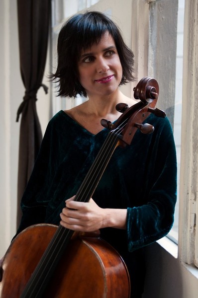 Amparo Lacruz